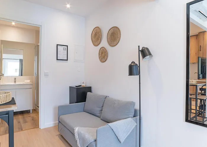 شقة Campolide Charming &