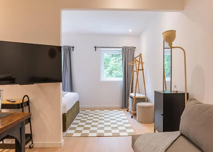 شقة Campolide Charming &