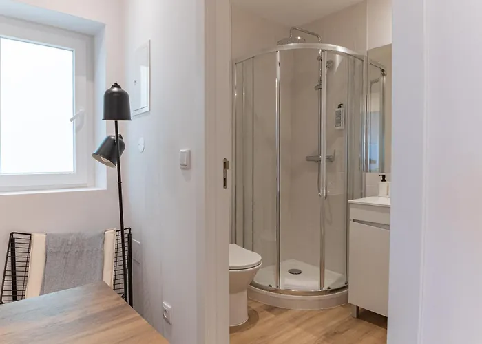 شقة Campolide Charming &