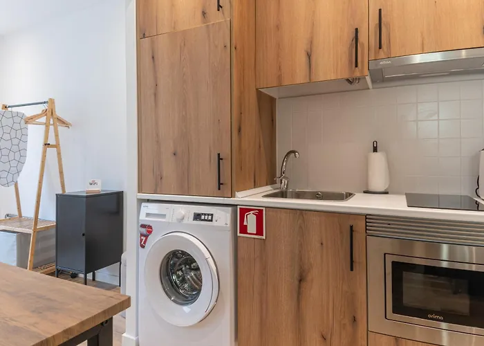 شقة Campolide Charming &