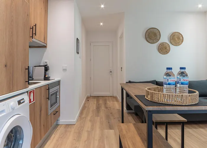 شقة Campolide Charming &