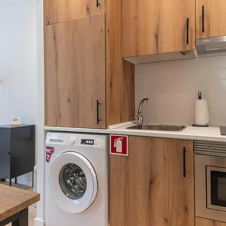 Apartament Campolide Charming &