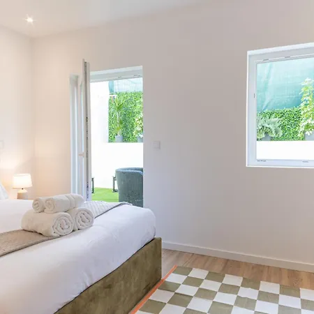 Campolide Charming & *