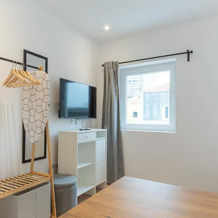 Campolide Charming & * Lisboa