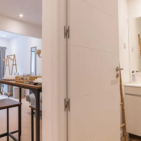 Appartement Campolide Charming & *