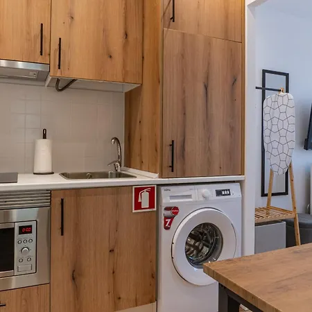 Campolide Charming & Apartament *